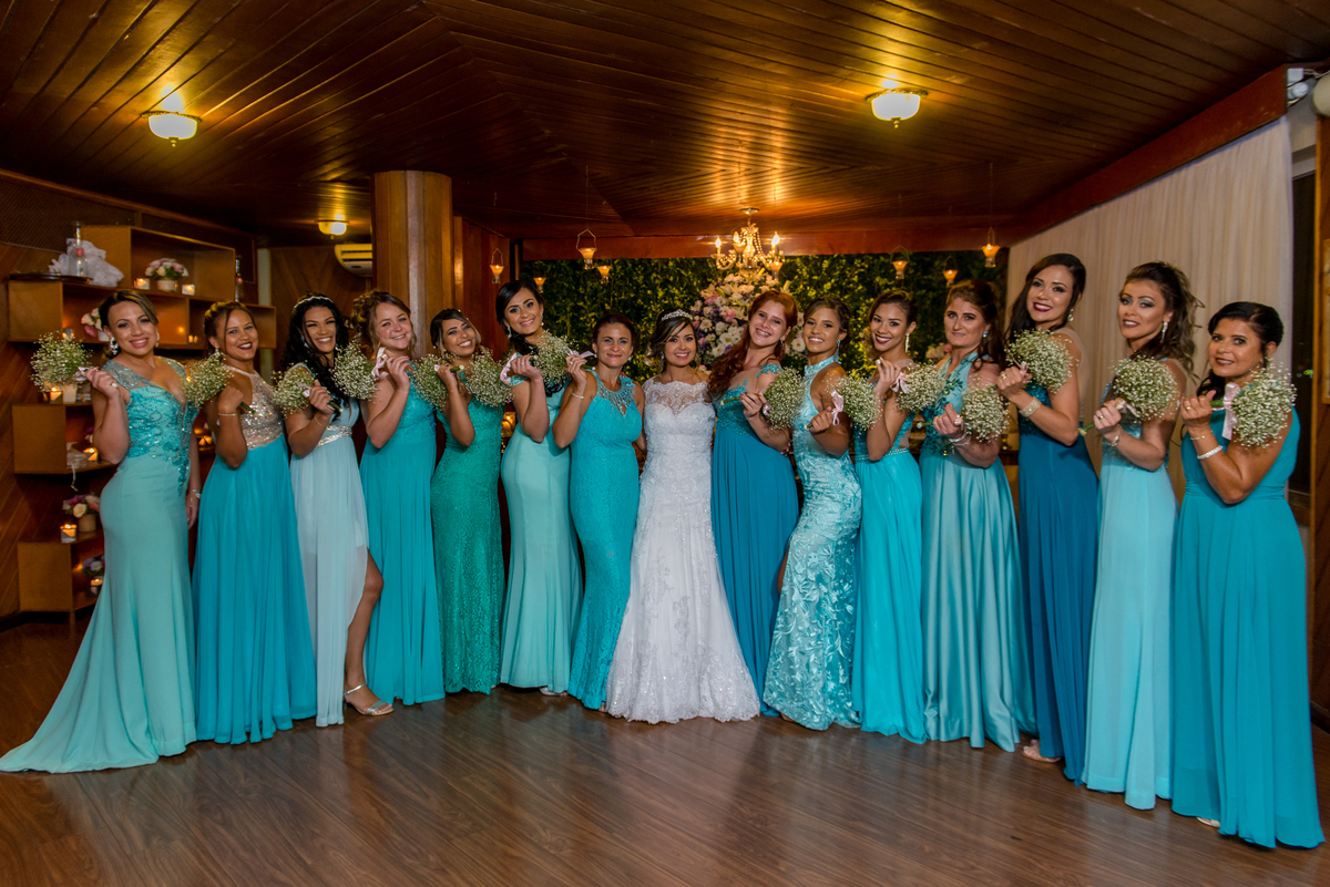 madrinhas com a noiva helena moraes festas