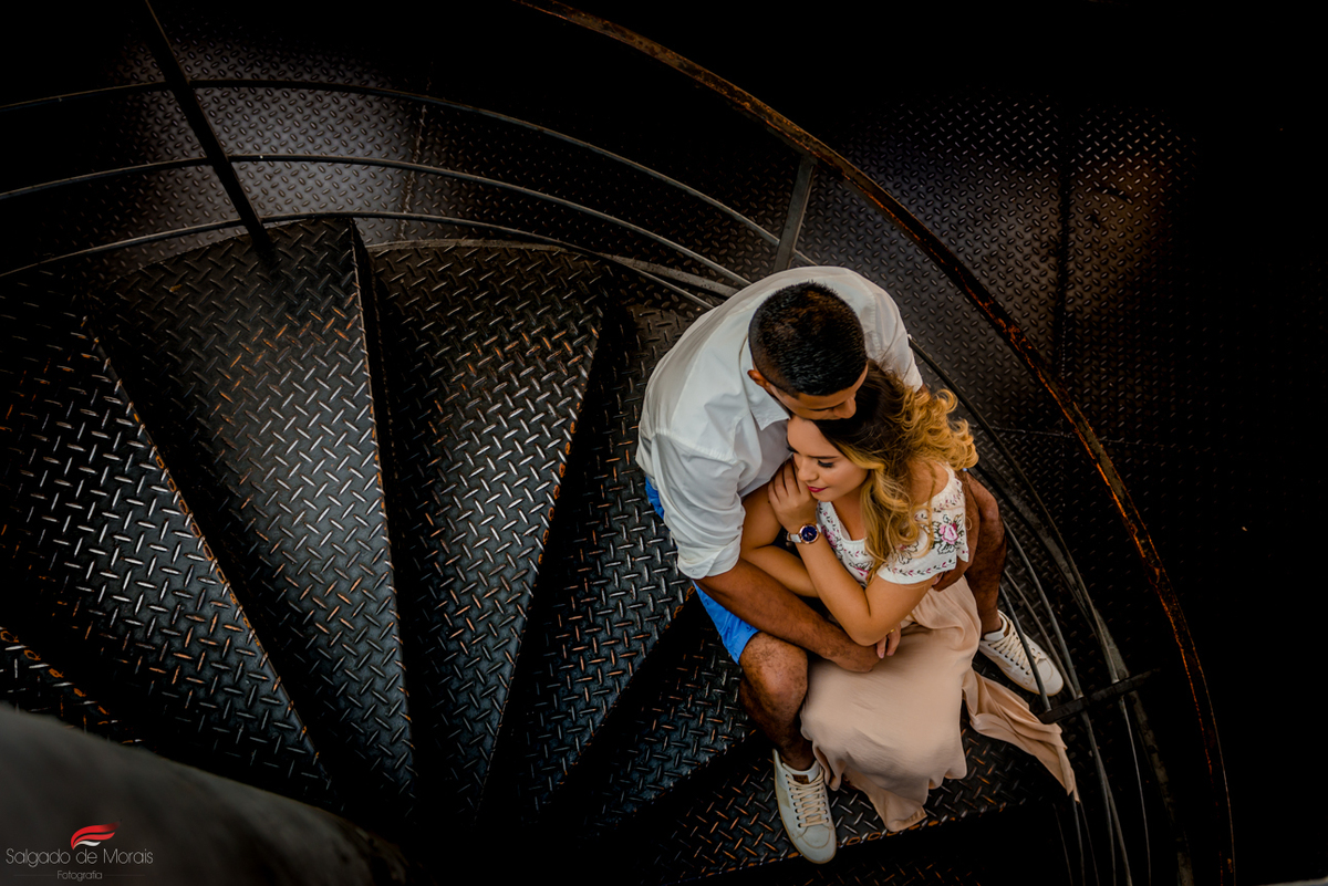 foto de casal em escada