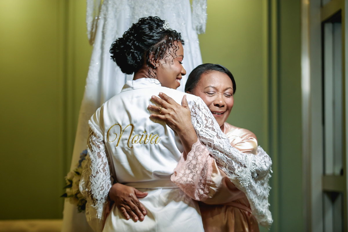 #leandrosilvaStudio #noivas #vestidodenoiva #casamento #prewedding #fotografodecasamento