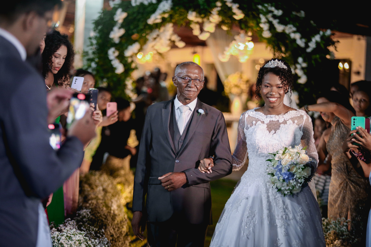 #leandrosilvaStudio #noivas #vestidodenoiva #casamento #prewedding #fotografodecasamento