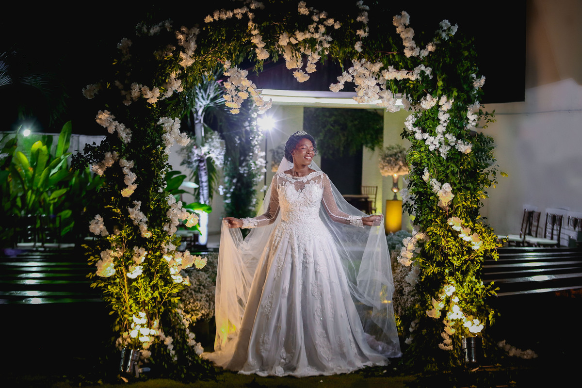 #leandrosilvaStudio #noivas #vestidodenoiva #casamento #prewedding #fotografodecasamento