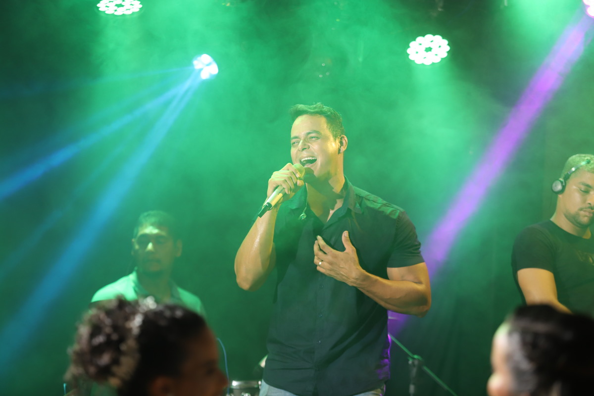 #noivas 
#vestidodenoiva
#bolodenoiva
#fotografodecasamento
#leandrosilvastudio
#leandrosilvastudiofotografico