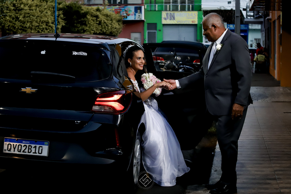 #noivas 
#vestidodenoiva
#bolodenoiva
#fotografodecasamento
#leandrosilvastudio
#leandrosilvastudiofotografico