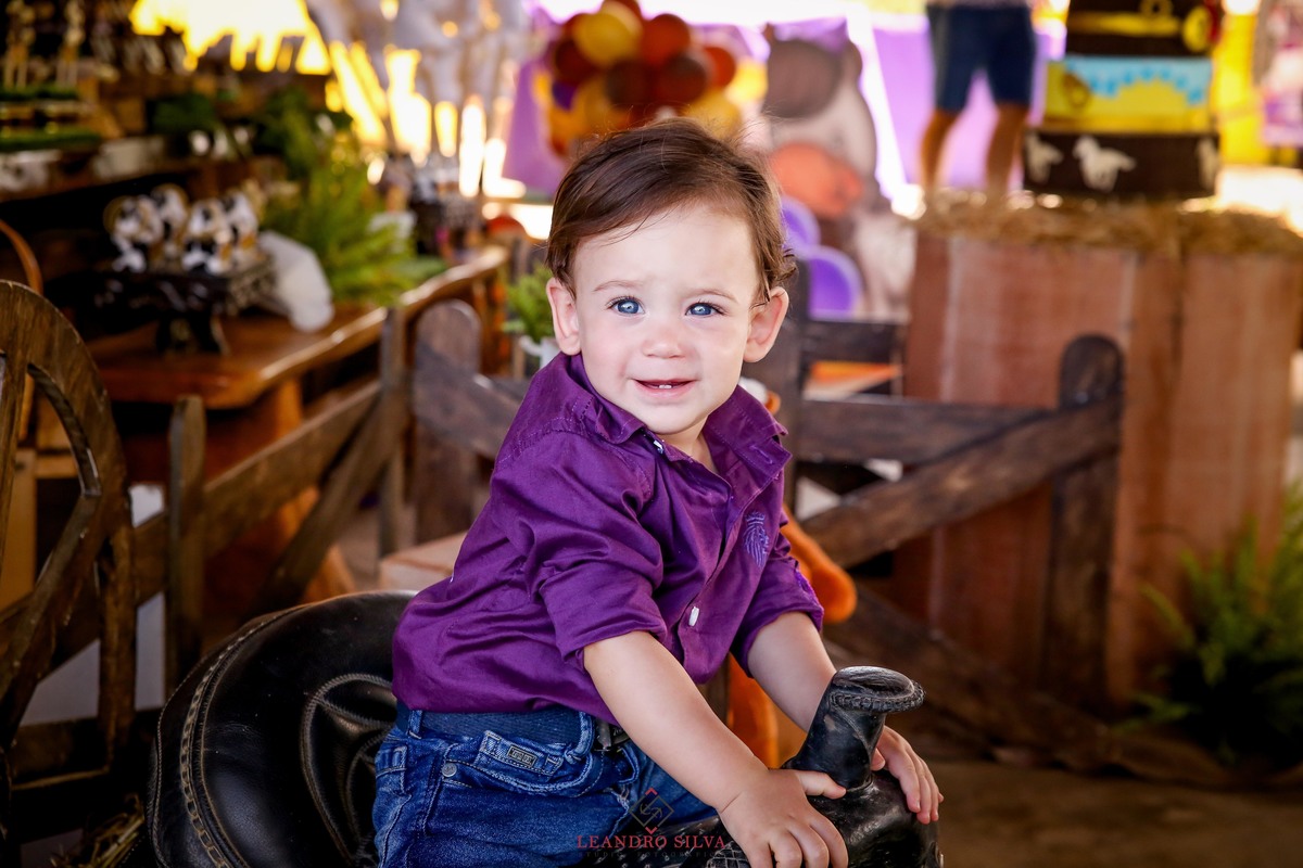 #leandrosilvaStudio #fotografandosentimentos #decor #kids #kidspart #fotodecrianca #carpina #limoeiro #nazaredamata #lovekids #amordemae #ensaionewborn  #fotodecriança #paris #niver