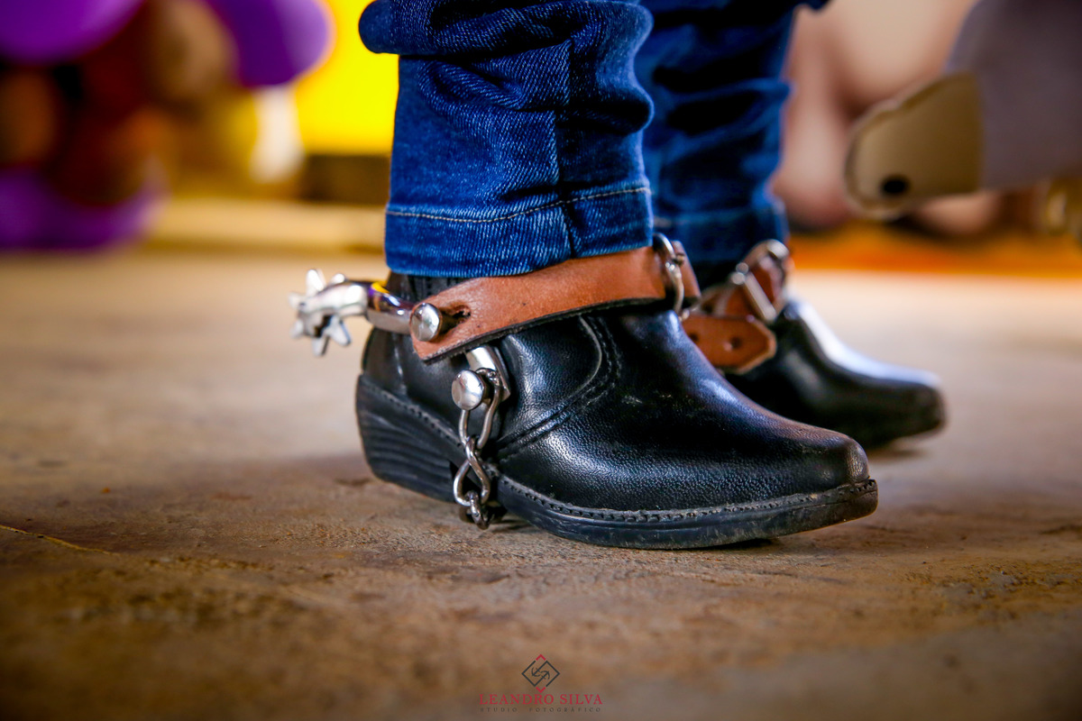 #leandrosilvaStudio #fotografandosentimentos #decor #kids #kidspart #fotodecrianca #carpina #limoeiro #nazaredamata #lovekids #amordemae #ensaionewborn  #fotodecriança #paris #niver