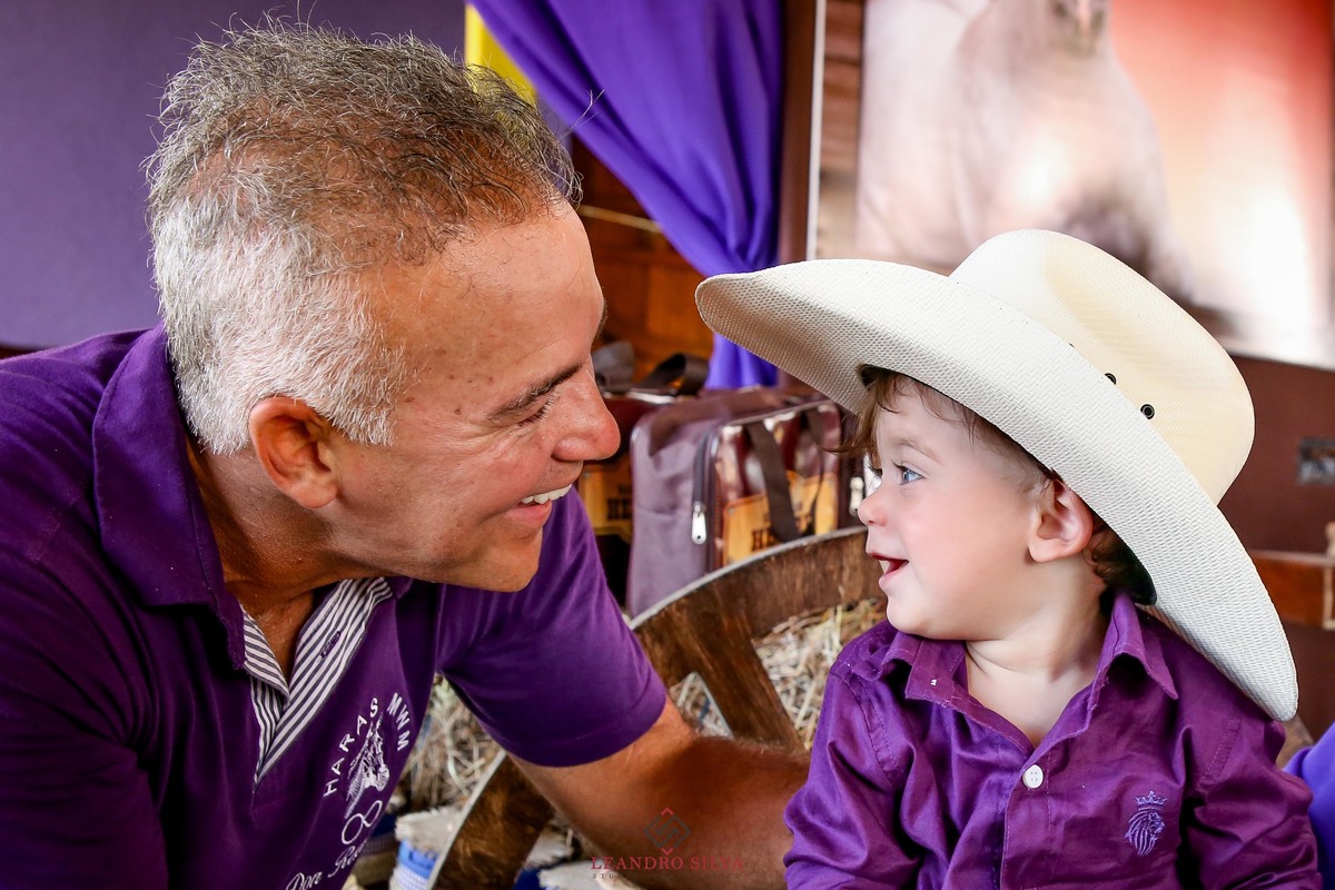 #leandrosilvaStudio #fotografandosentimentos #decor #kids #kidspart #fotodecrianca #carpina #limoeiro #nazaredamata #lovekids #amordemae #ensaionewborn  #fotodecriança #paris #niver