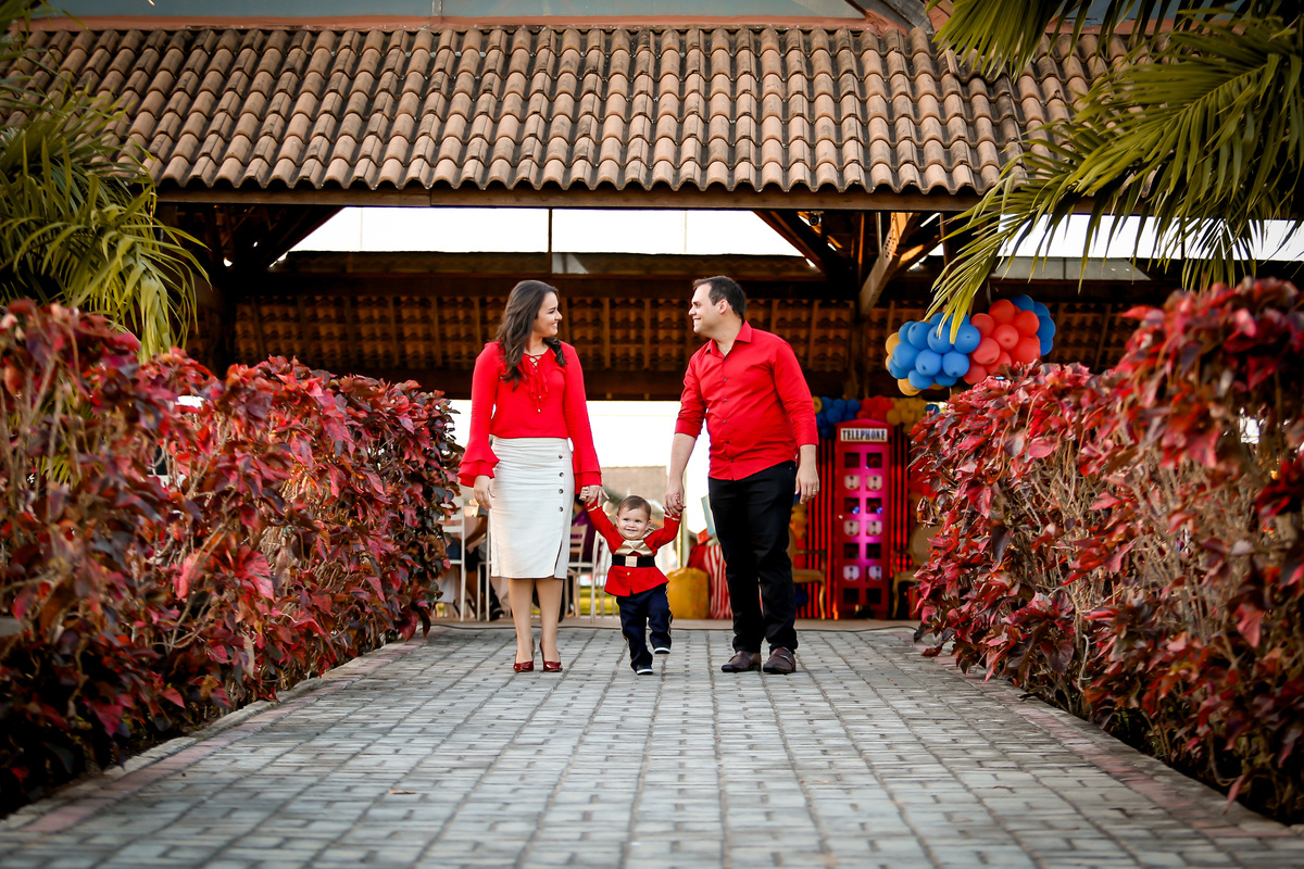 #leandrosilvaStudio #fotografandosentimentos #decor #kids #kidspart #fotodecrianca #carpina #limoeiro #nazaredamata #lovekids #amordemae #ensaionewborn  #fotodecriança #paris #niver