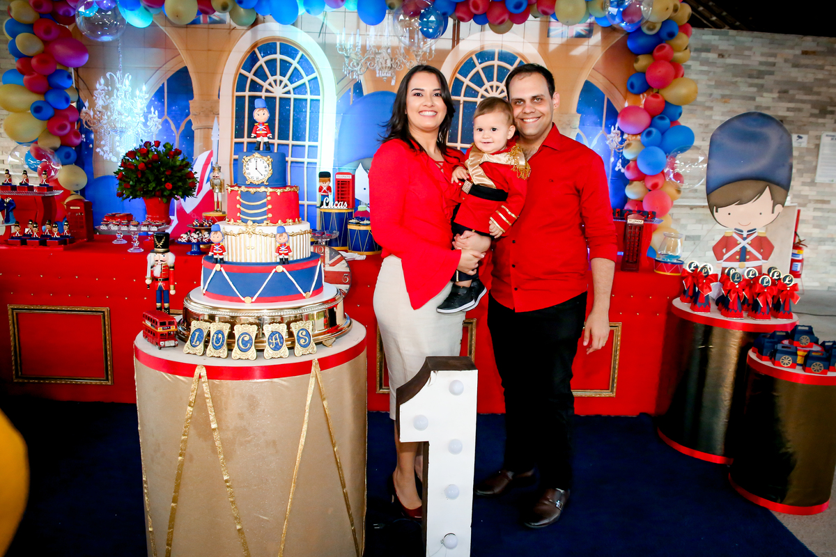 #leandrosilvaStudio #fotografandosentimentos #decor #kids #kidspart #fotodecrianca #carpina #limoeiro #nazaredamata #lovekids #amordemae #ensaionewborn  #fotodecriança #paris #niver