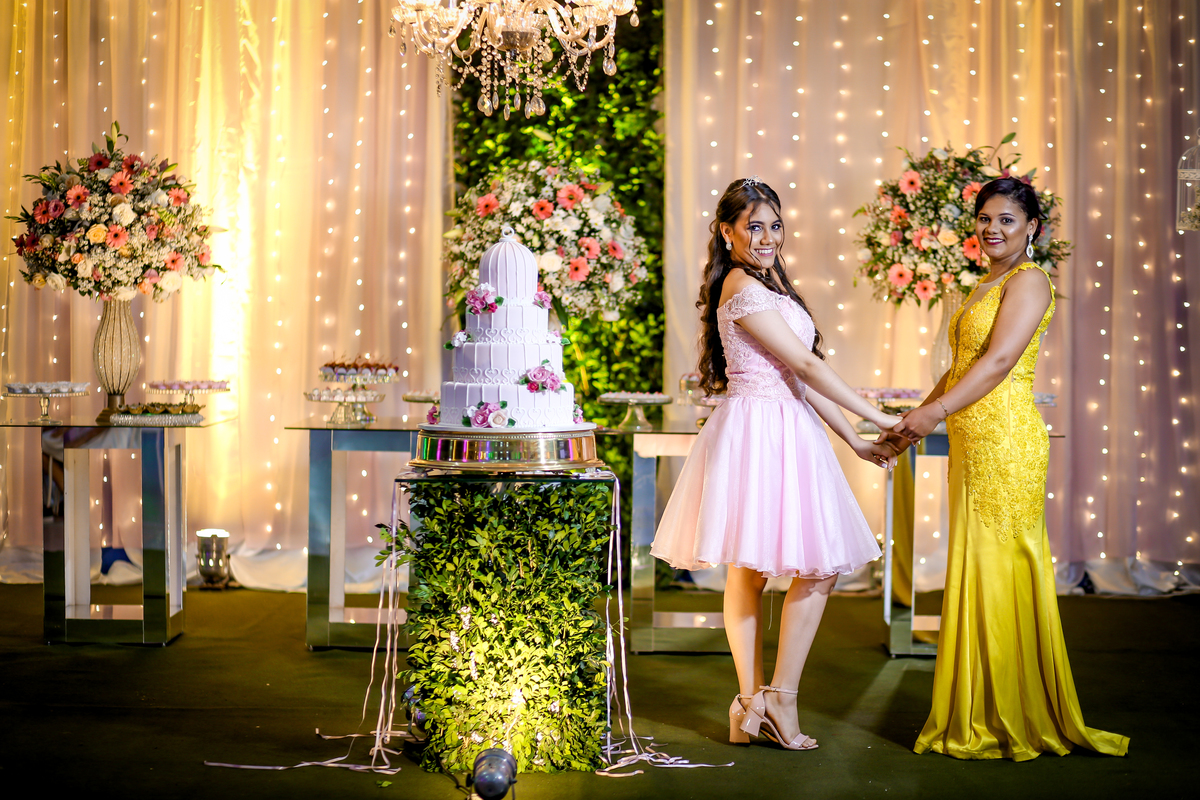 #ensaio15anos #15anosrecife #debutante #noivas #meninasde15  #festade15anos #carpina #limoeiro #nazaredamata #Expornoivas #noivasderecife #weddingbrasil #carpina #limoeiro #nazaredamata #Expornoivas #noivasderecife #noivasderecife #casamento #noivas #deco