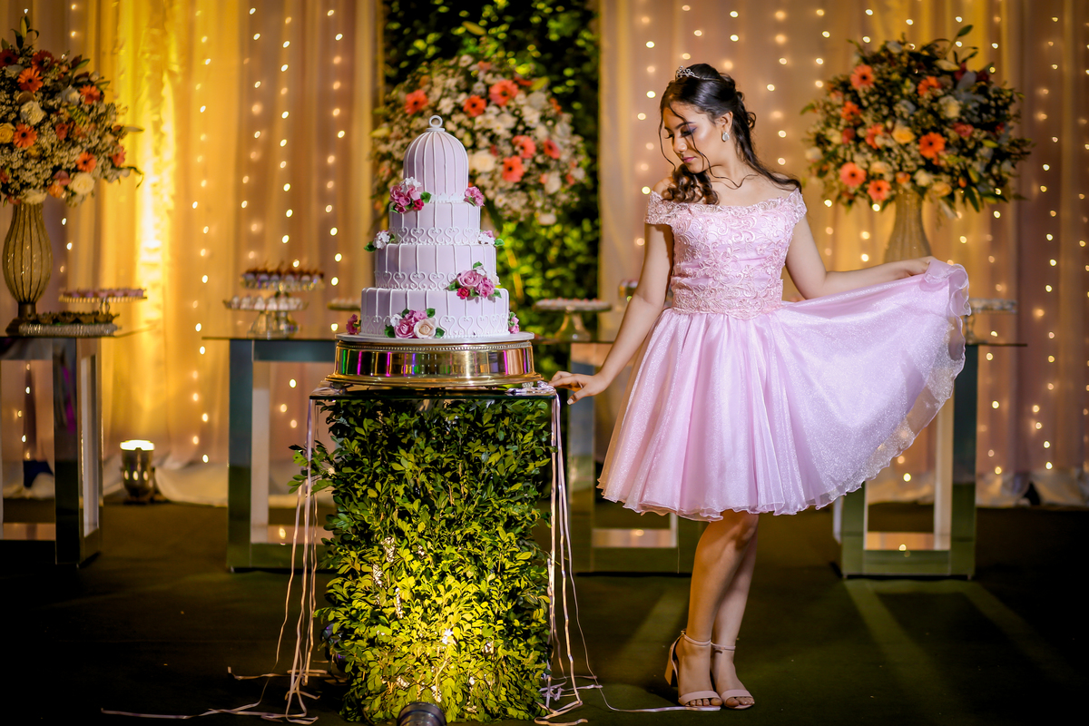 #ensaio15anos #15anosrecife #debutante #noivas #meninasde15  #festade15anos #carpina #limoeiro #nazaredamata #Expornoivas #noivasderecife #weddingbrasil #carpina #limoeiro #nazaredamata #Expornoivas #noivasderecife #noivasderecife #casamento #noivas #deco