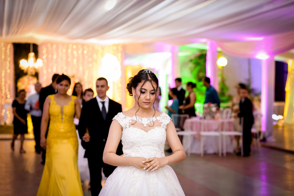 #ensaio15anos #15anosrecife #debutante #noivas #meninasde15  #festade15anos #carpina #limoeiro #nazaredamata #Expornoivas #noivasderecife #weddingbrasil #carpina #limoeiro #nazaredamata #Expornoivas #noivasderecife #noivasderecife #casamento #noivas #deco