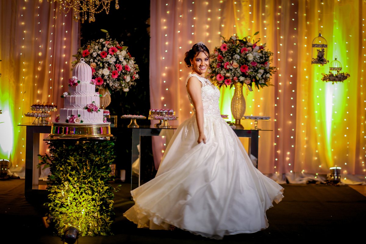 #ensaio15anos #15anosrecife #debutante #noivas #meninasde15  #festade15anos #carpina #limoeiro #nazaredamata #Expornoivas #noivasderecife #weddingbrasil #carpina #limoeiro #nazaredamata #Expornoivas #noivasderecife #noivasderecife #casamento #noivas #deco