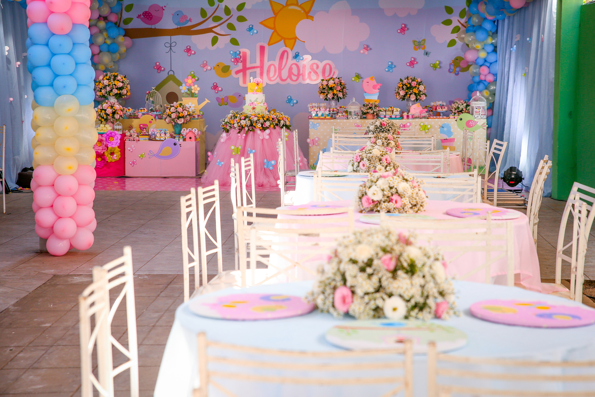 ✔ Olá genteeee!!!!... Quero lhes apresentar O Jardim da Heloíse! que por sinal estava tão cheio de borboletas que até agora eu sonho com borboletas! (rsrs)
#leandrosilvastudio
#leandrosilvastudiofotografico
#leandrosilva
#fotografiainfantil