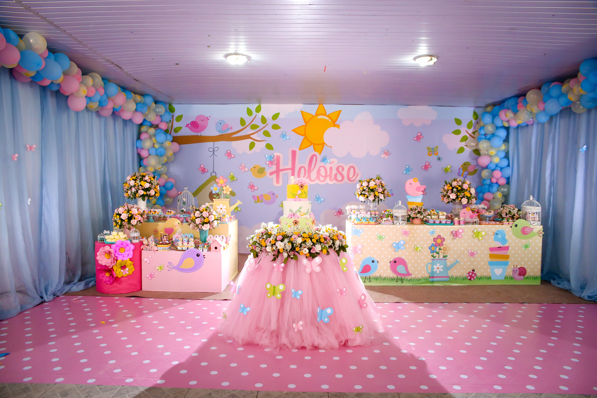 ✔ Olá genteeee!!!!... Quero lhes apresentar O Jardim da Heloíse! que por sinal estava tão cheio de borboletas que até agora eu sonho com borboletas! (rsrs)
#leandrosilvastudio
#leandrosilvastudiofotografico
#leandrosilva
#fotografiainfantil