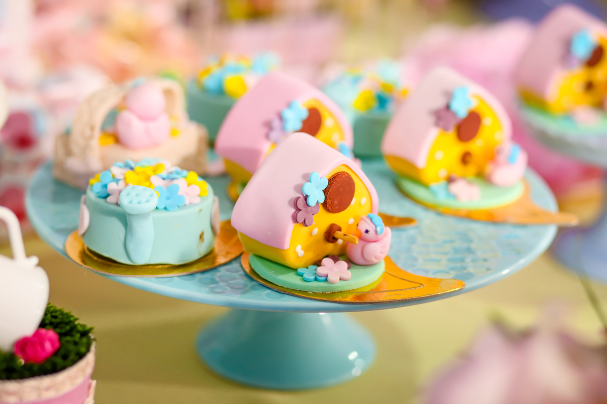 ✔ Olá genteeee!!!!... Quero lhes apresentar O Jardim da Heloíse! que por sinal estava tão cheio de borboletas que até agora eu sonho com borboletas! (rsrs)
#leandrosilvastudio
#leandrosilvastudiofotografico
#leandrosilva
#fotografiainfantil