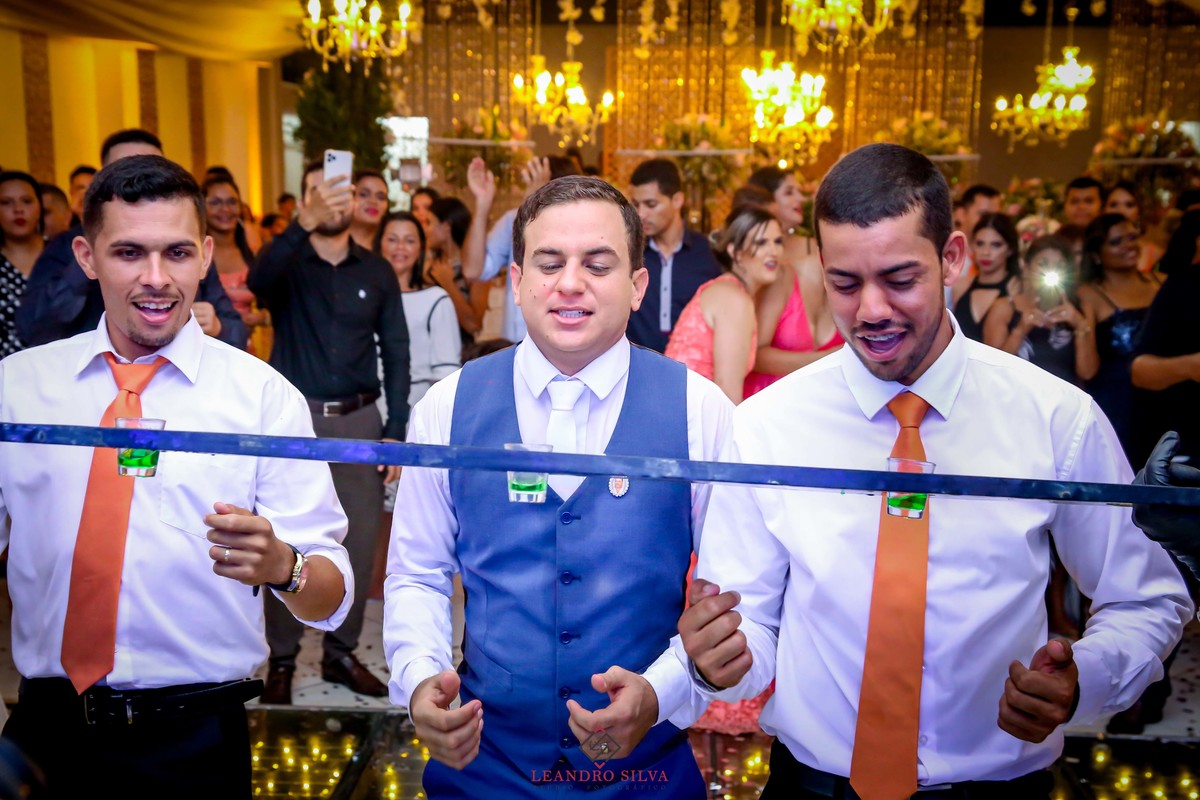 ✔ Casamento - Bruno e Aline
#leandrosilvastudio
#leandrosilvastudiofotografico
#leandrosilva
#noivasderecife
#carpina