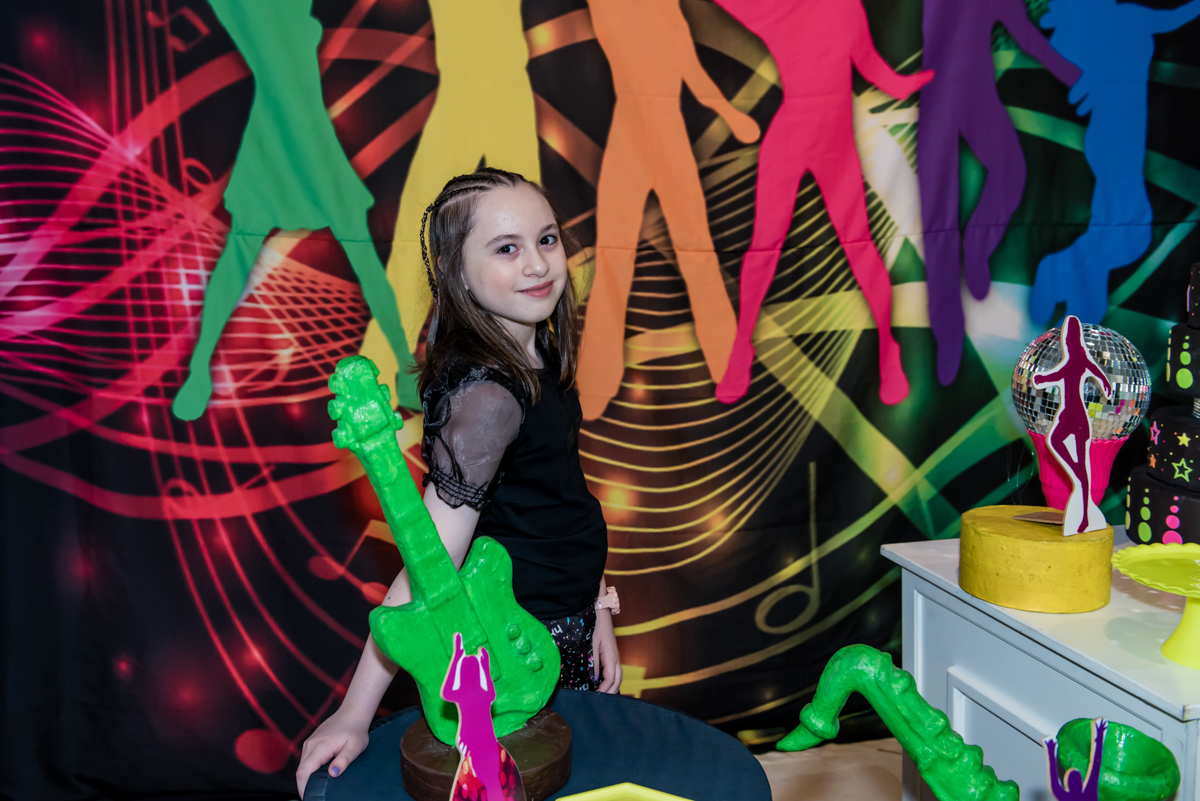 menina linda e fotogenica