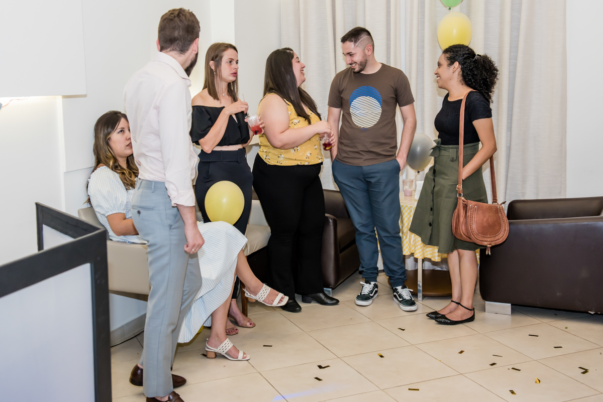 quem irá receber o primeiro pedaço de bolo