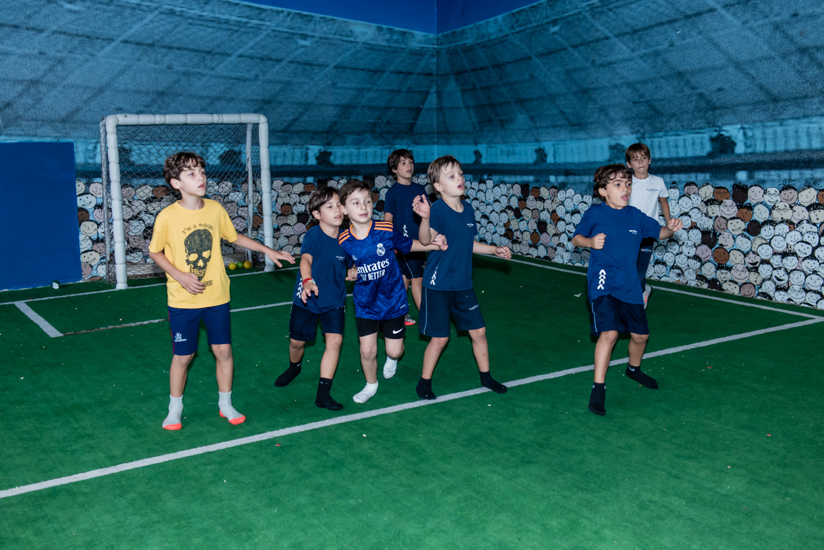 futebol animado com os amigos