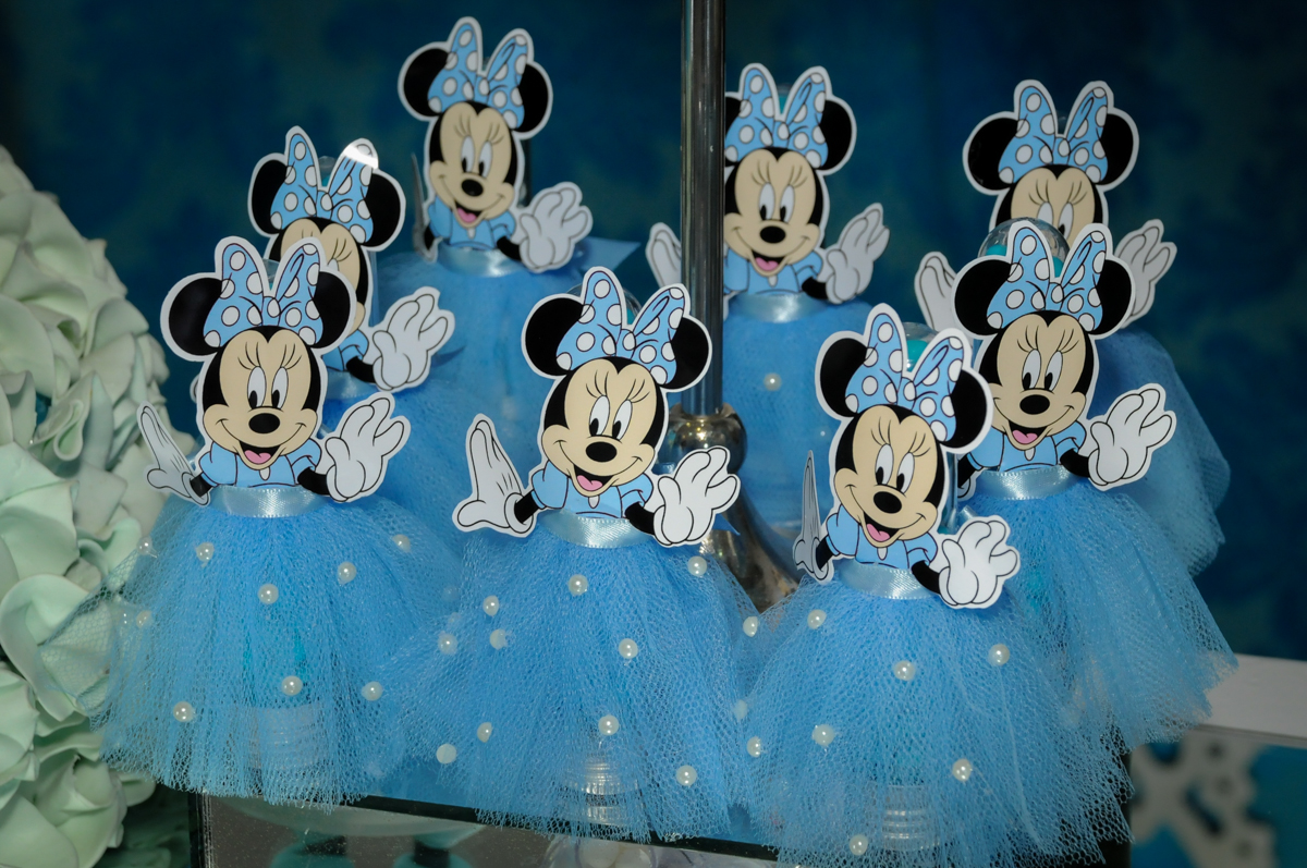 lembrançinha minie azul no Buffet Fábrica da Alegria, Morumbi, SP, festa intantil, tema da mesa minie azul, Valentina 1 aninho