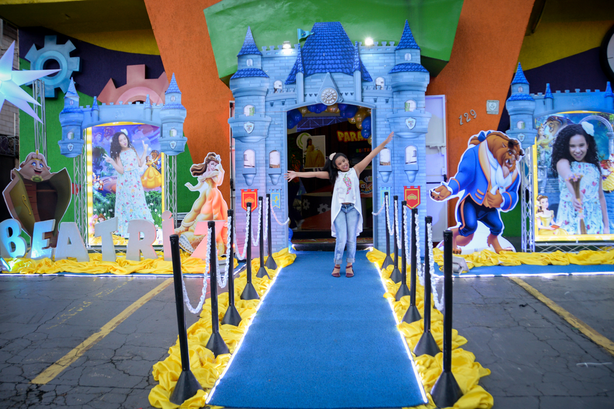 castelo da princesa no Buffet Fábrica da Alegria, Morumbi,SP, festa infantil aniversário de Beatriz 9 anos, tema da festa A Bela e a Fera