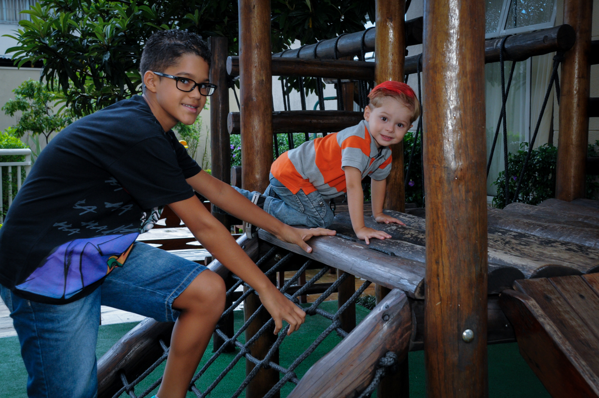 as brincadeiras estão divertidas no