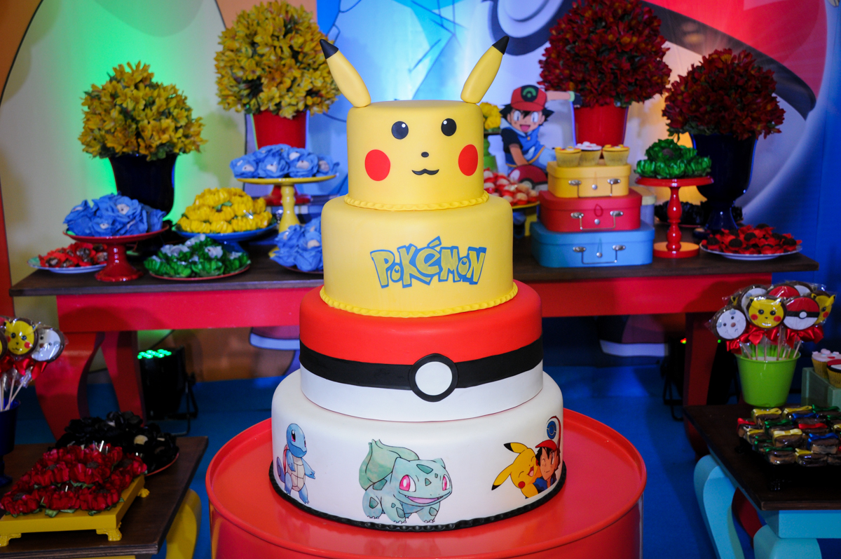 bolo decorado pokemon no Buffet Fantastic World, Morumbi São Paulo, Festa Infantil, aniversário de Jean Gabriel 8 anos, tema da festa Poke Mon