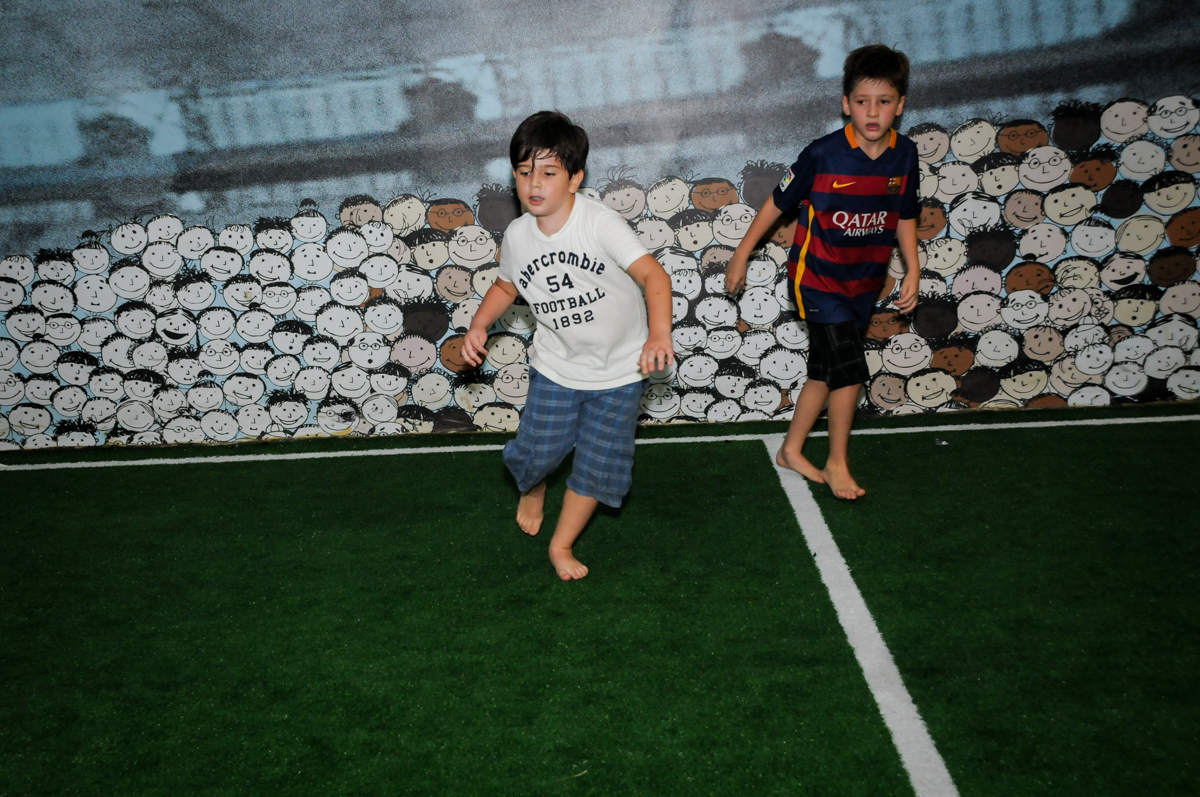 O futebol continua no Buffet Fantastic World, Morumbi São Paulo, Festa Infantil, aniversário de Jean Gabriel 8 anos, tema da festa Poke Mon