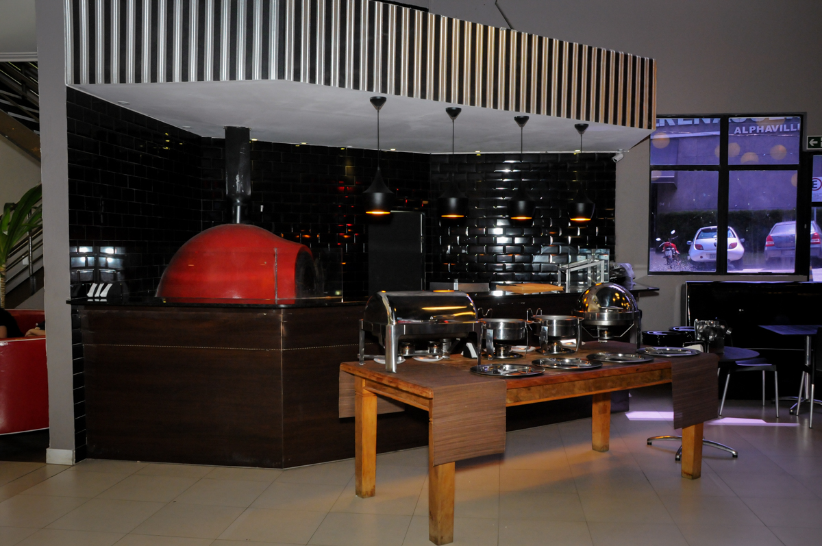 Forno de pizza no Buffet Planeta Prime, Alphaville, SP, festa intantil, tema frozen, Gabriela 3 aninhos