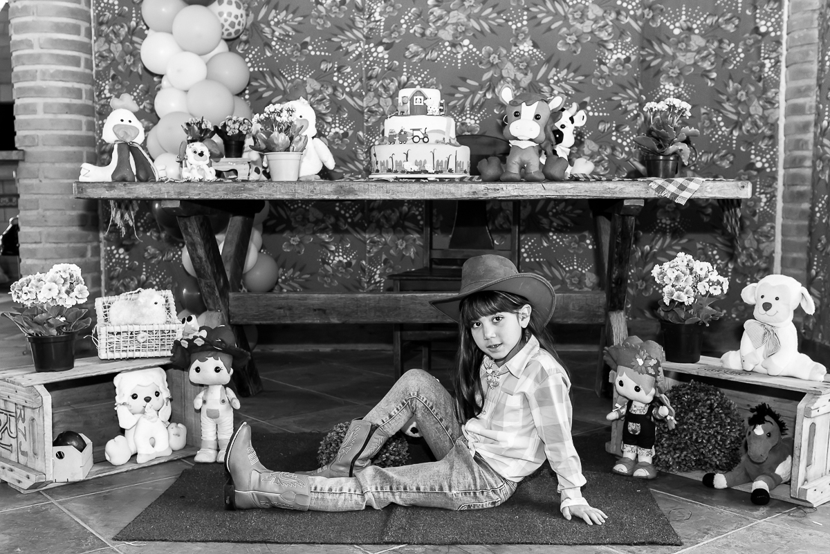 linda de mais sendo fotografada com muita alegria