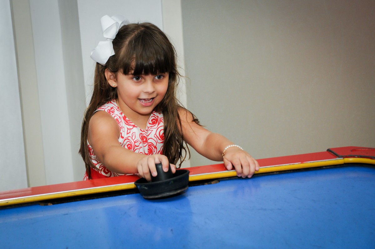quem vai ganhar o jogo no Buffet Comics, festa infantil, aniversário de Matheus 1 ano, tema da festa O pequeno príncipe
