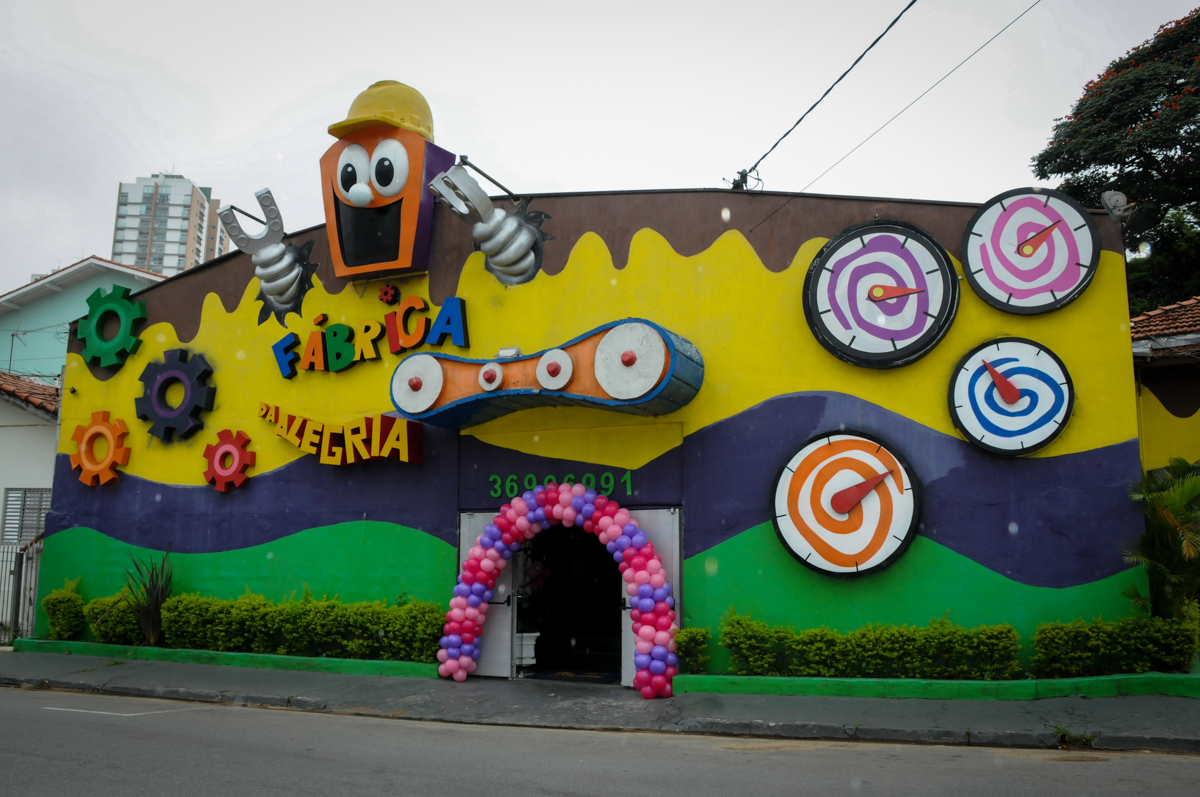 Festa infantil, Buffet Fábrica da Alegria, aniversário de Laínia 7 anos, tema da festa Monster High