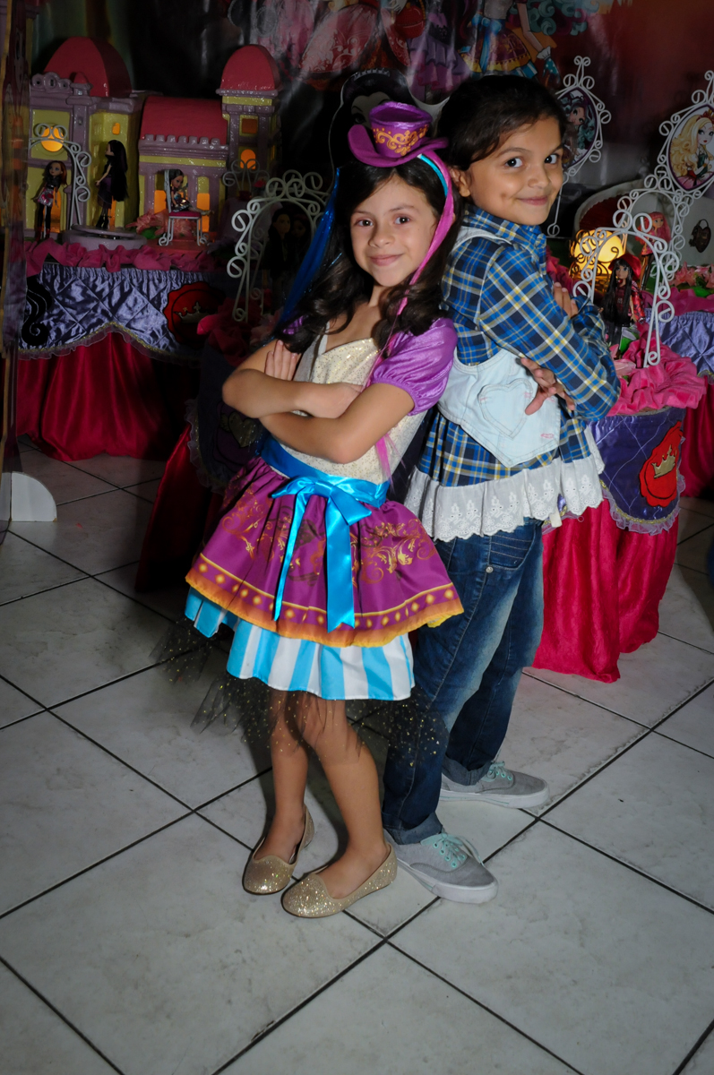 Final de festa no Festa infantil, Buffet Fábrica da Alegria, aniversário de Laínia 7 anos, tema da festa Monster High