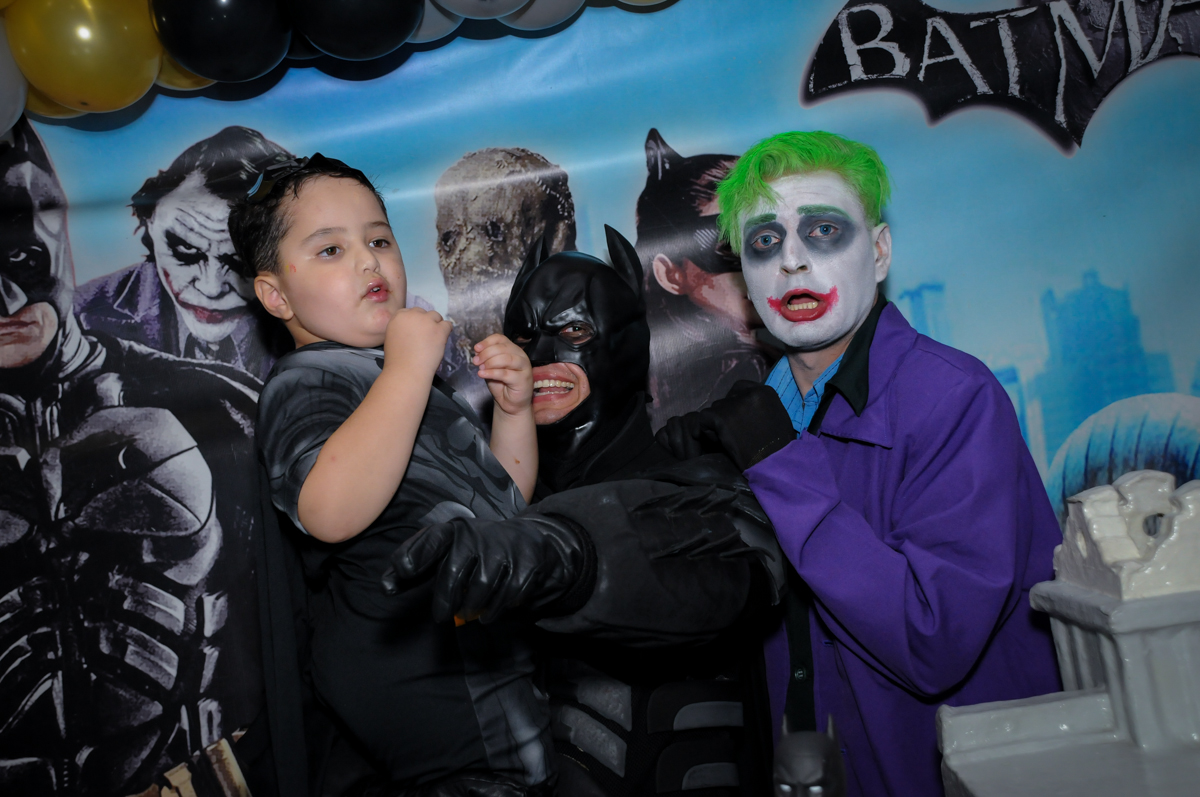Final de festa no Buffet Fábrica da Alegria, festa Infantil, aniversário de Gregório 5 anos, tema da festa Batman