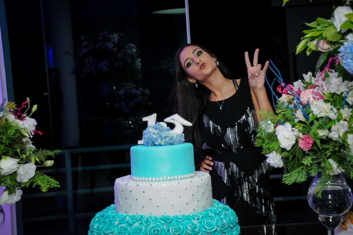 pose pra a foto no Condomínio Alphaville, festa 15 anos Maria Eduard 15 anos