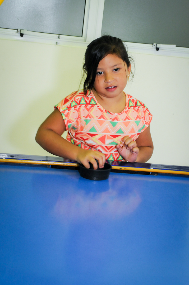 disputa no jogo de disco no Buffet Rá Tim Boom,SP, festa infantil, tema pucca