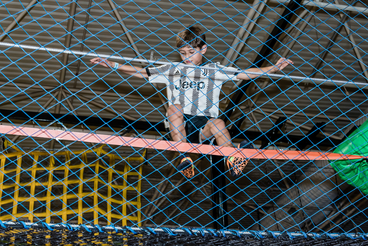 olha como aproveita a festa o Lorenzo brincando nas atrações do espaço Morumbi Park