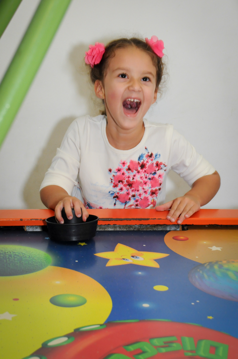 alegria-faendo-gol-no-Buffet-max-mania-panambi-são-paulo-festa-infantil-aniversário-davi-5-anos-tema-da-festa-poken-mon