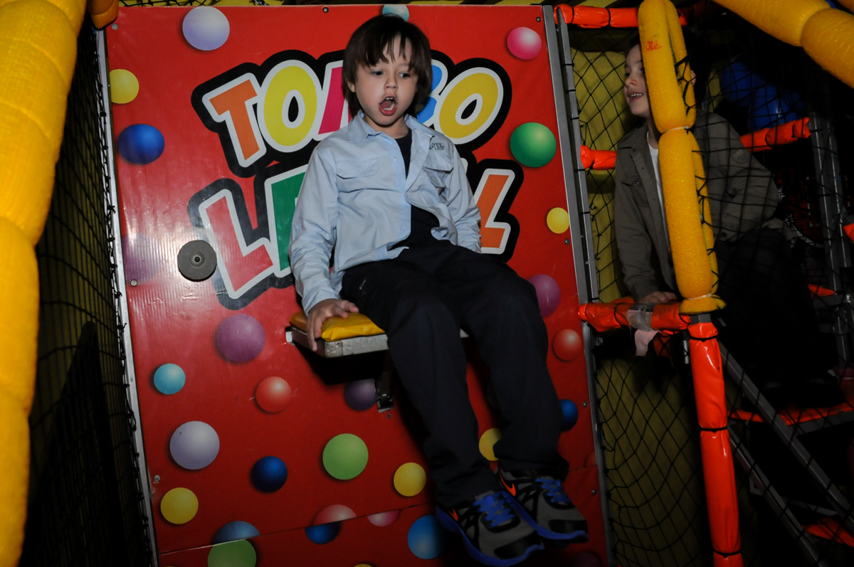 tombo-legal-divertido-no-buffet-doce-mel-kids-fotografia-fimagem-infantil-aniversario-isabella-7-anos-tema-da-festa-lad-bug