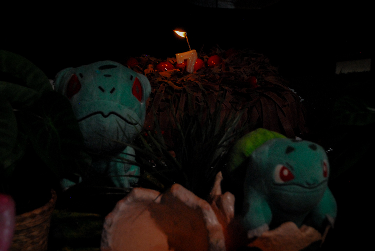 bolo-de-aniversário-no-buffet-planeta-kids-lapa-são-paulo-sp-fotografia-filmagem-infantil-aniversário-rafael-7-anos-tema-da-festa-pokemon