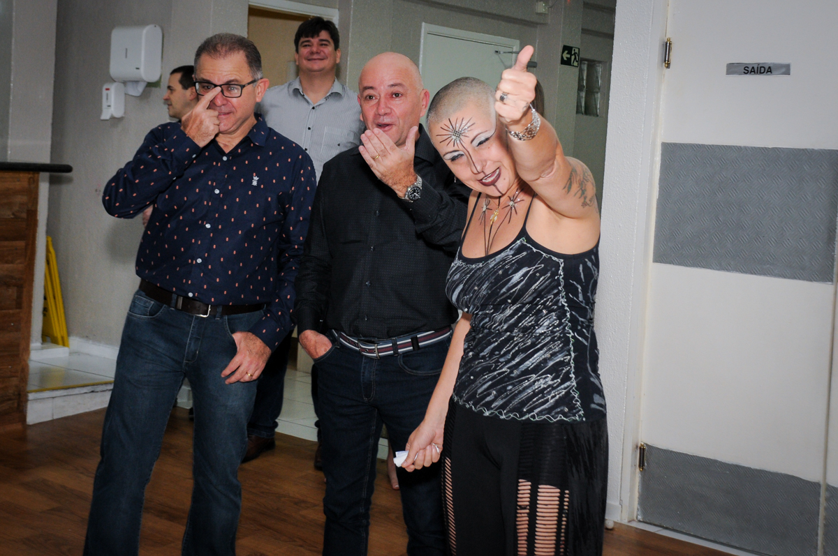 cantora-agradece-a-recepção-no-v