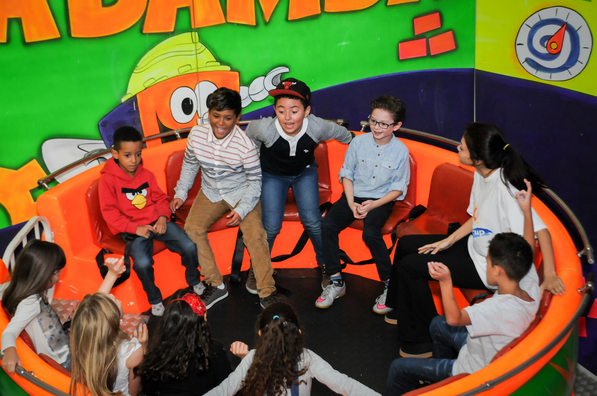 bagunça-no-labamba-no-Buffet-Fábrica-da-Alegria-Morumbi-S-Paulo-SP-fotografia-infantil-festa-infantil-tema-da-festa-minicraft