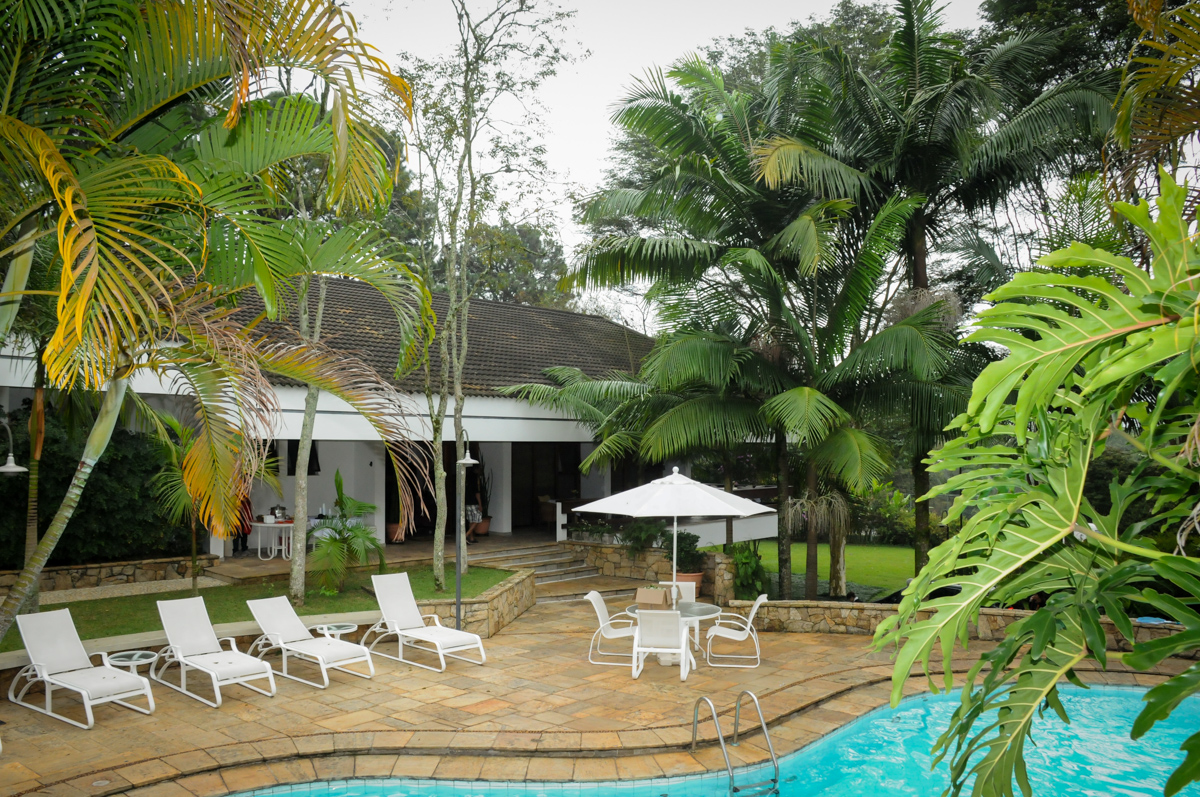 jardim-arborizado-no-sítio-granja-viana-festa-adulto-bodas-de-ouro-placidia-e-eider