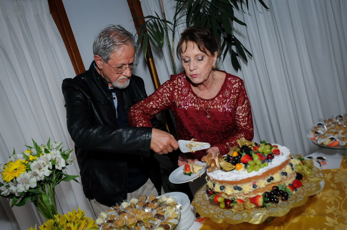 final-da-festa-no-sítio-granja-viana-festa-adulto-bodas-de-ouro-placidia-e-eider