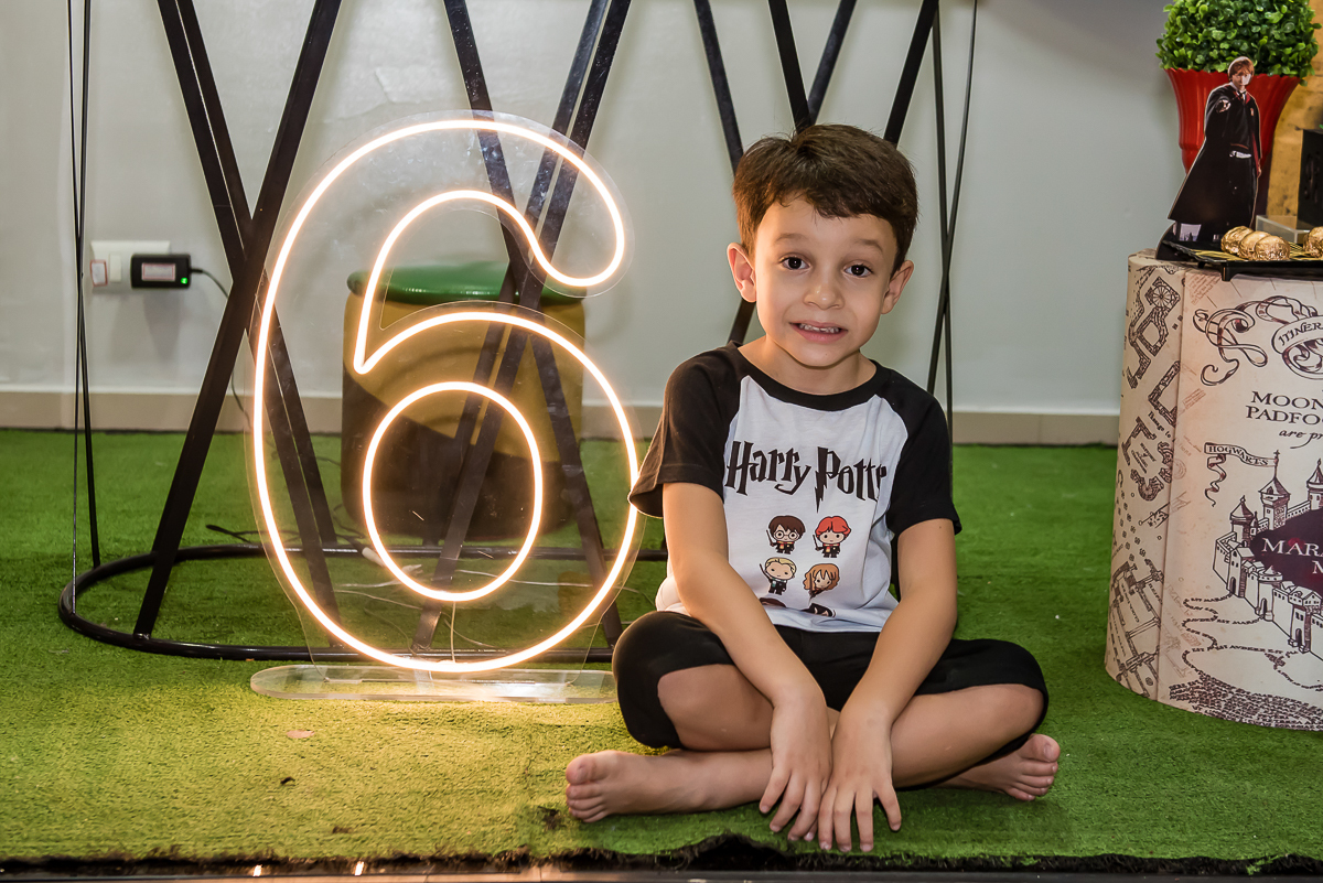 heitor feliz faz a foto