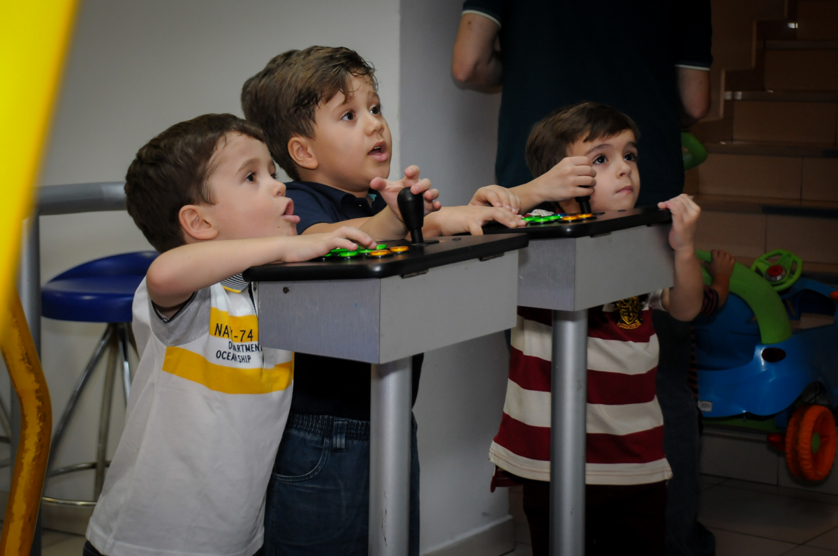 jogos-de-game-nobuffet-comics-morumbi-sp-festa-infantil-fotografia-de-marina-5-anos-tema-da-festa-carrossel