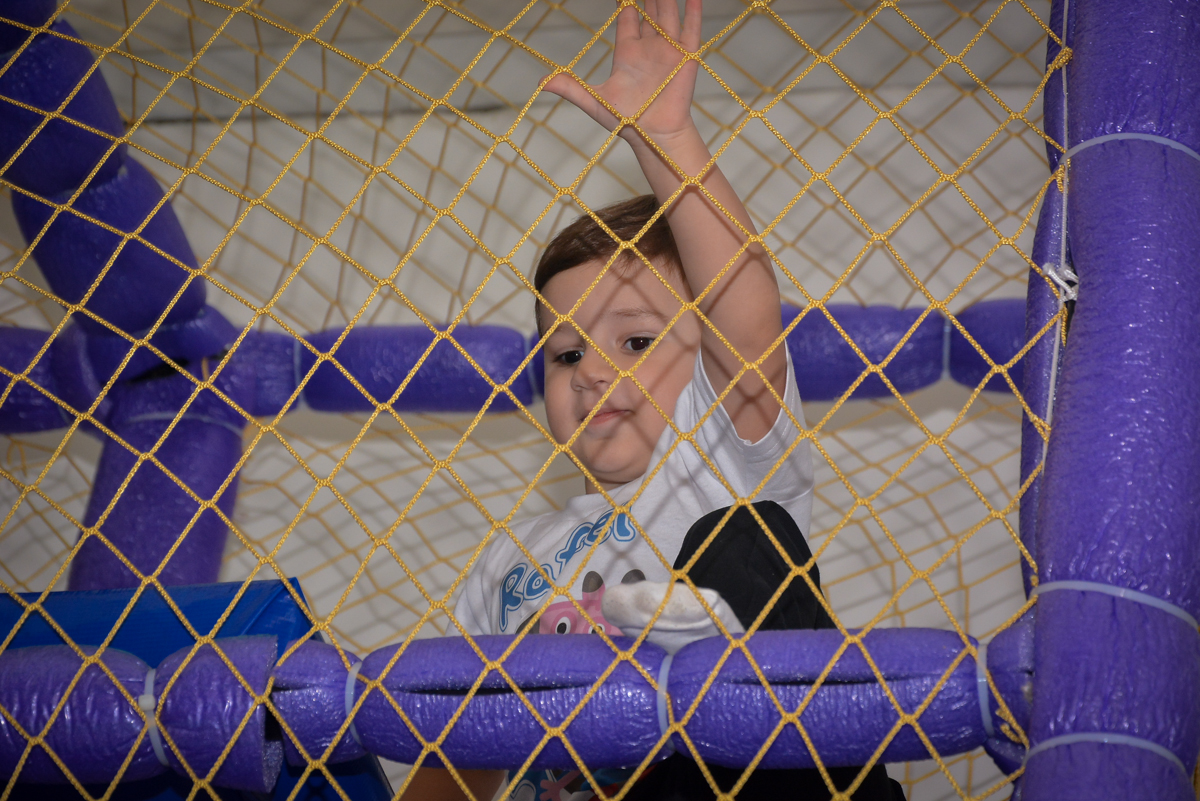 brinquedão-divertido-no-buffet-magic-joy-moema-são-paulo-sp-festa-infantil-fotograia-infantil-festa-de-rafael-3-anos