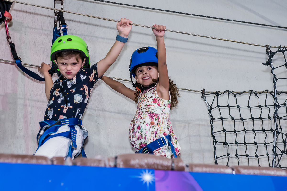 tirolesa divertida também as crianças gostam muito