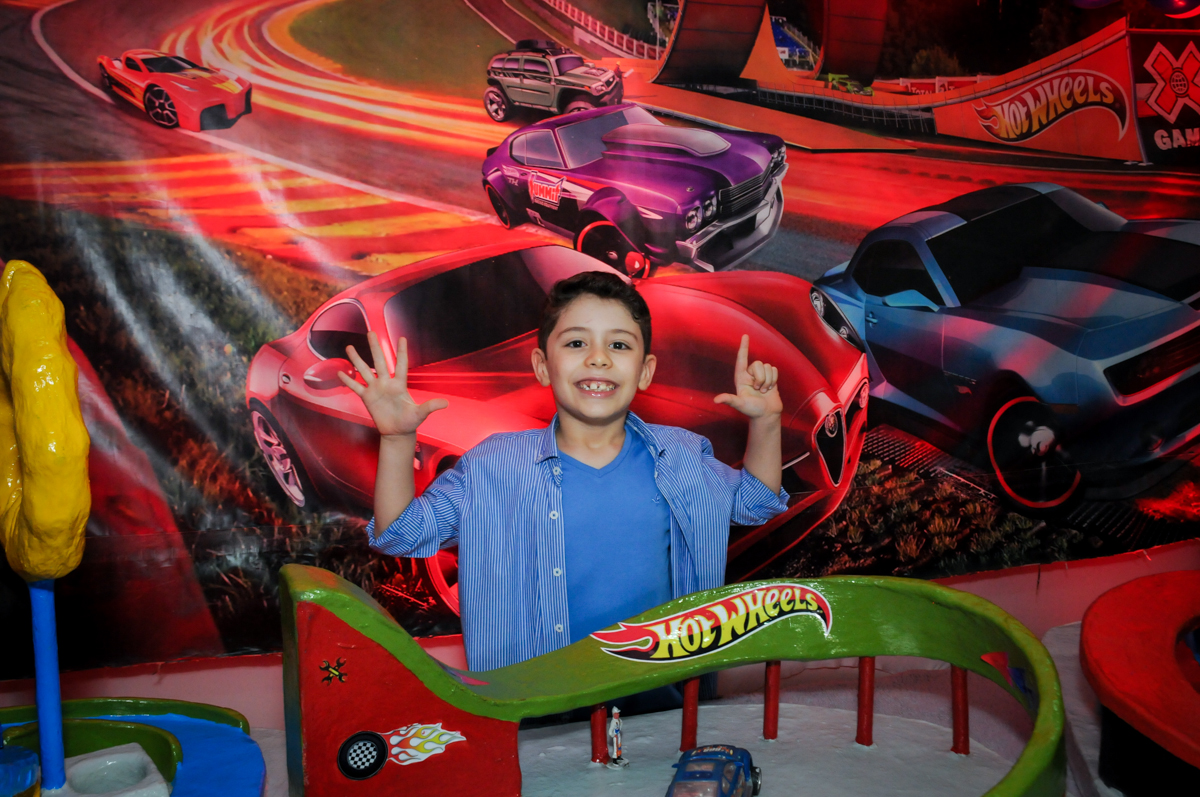 posndo para a foto no buffet balaktoon, sao paulo, sp