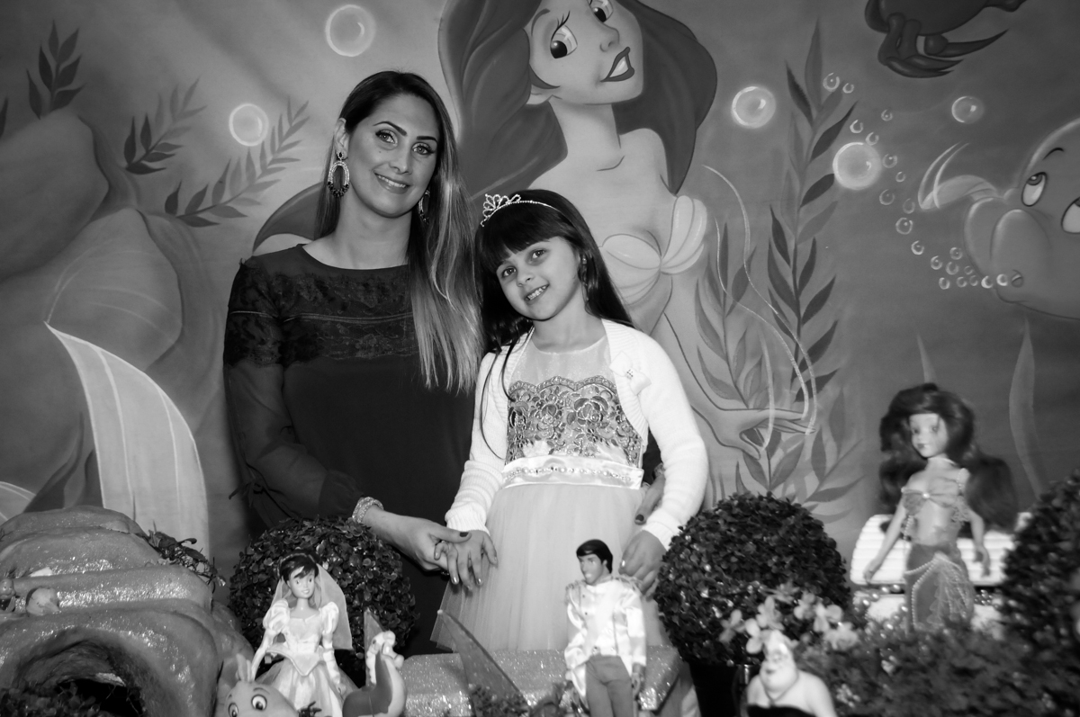 foto mãe e filha no buffet comics,são paulo,sp